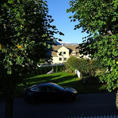 Fjordshelter- Cozy Townhouse Villa Tyssedal Eksteriør billede