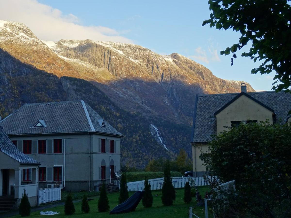 Fjordshelter- Cozy Townhouse Villa Tyssedal Eksteriør billede